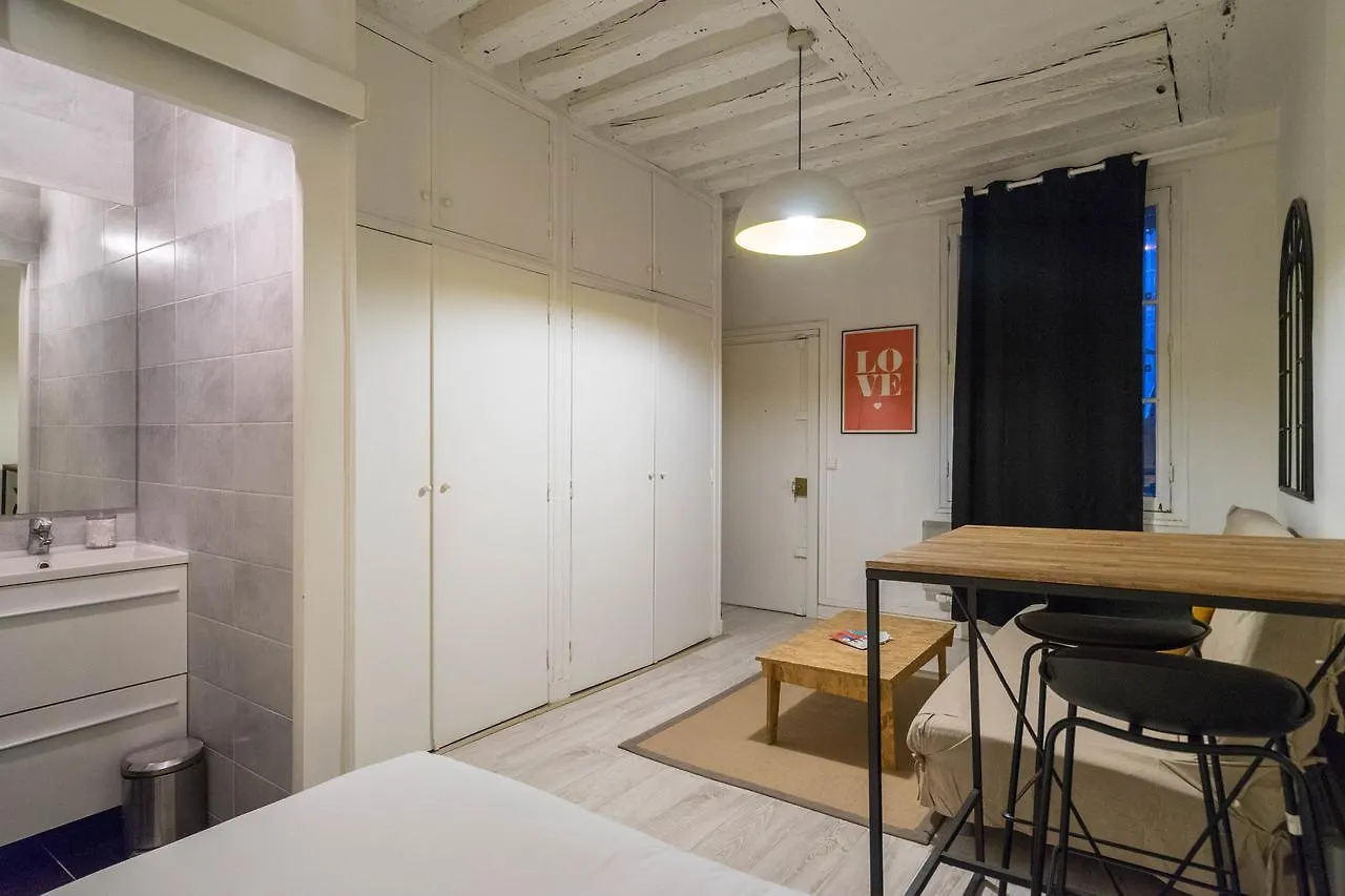 Paris Center Montorgueil Studio - 4 Guests Apartment